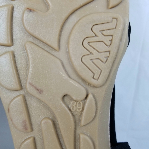 Black Flat Casual Bohemian Beach Style Beaded  Summer Sandals, size 7 - Picture 8 of 10